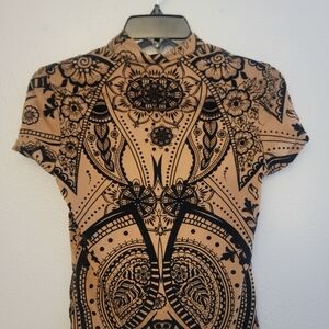 High-Neck Short Sleeve Tee in Tan with Black Print